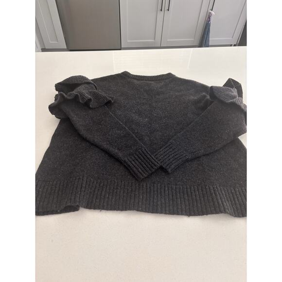 Cinq A Sept 5a Ruffle Sleeve Sweater Medium Charcoal - Picture 1 of 11